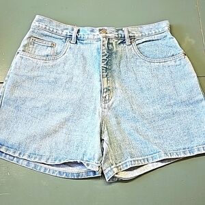 HALSTON WOMEN'S BLUE JEAN SHORTS. SIZE 12. 5 POCKETS. vintage
